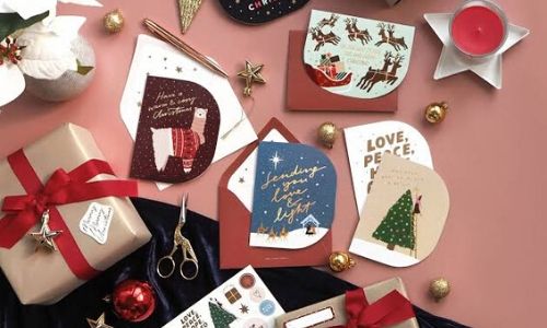 2. Miglior biglietto di Natale con stampa floreale