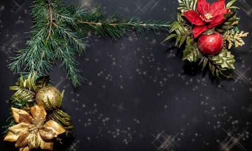 6. Palle di Natale lucide con fiore