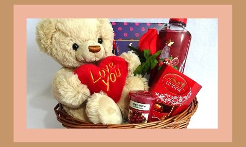 2) Cesto regalo speciale