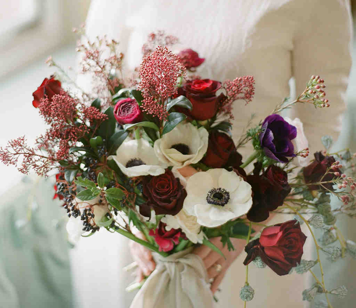 Bouquet da Sposa Invernale lussureggiante e Romantico
